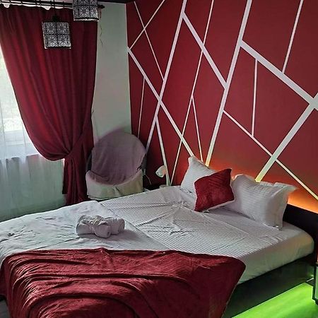 Studio Vale Apartment Hunedoara Exterior photo