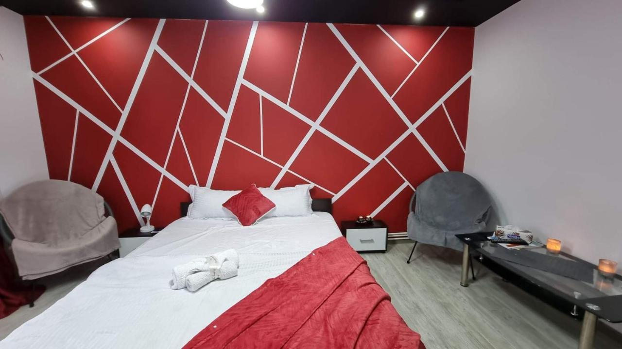 Studio Vale Apartment Hunedoara Exterior photo